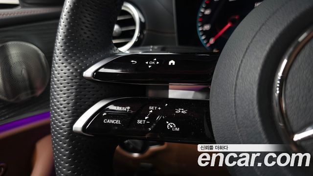 Mercedes-Benz E-Class E350 4MATIC AMG Line