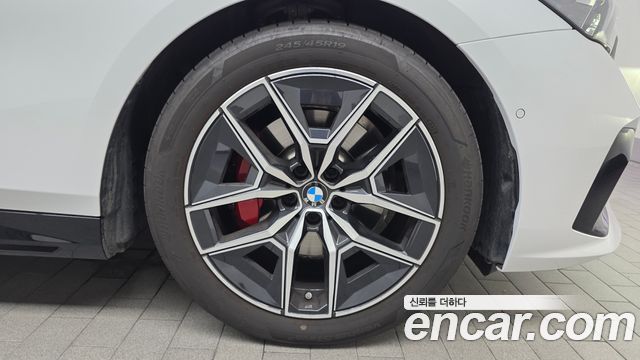 BMW 5-Series 520i Special Edition