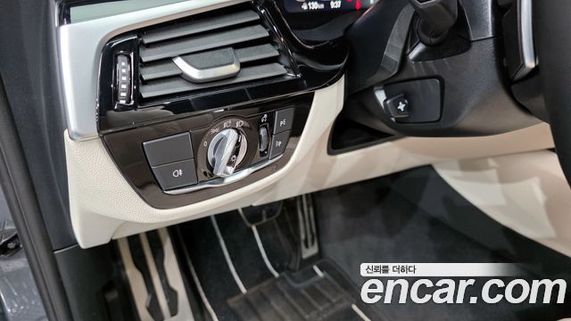 BMW Gran Turismo 630i xDrive M Sport