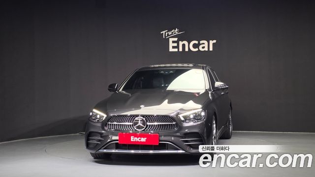 Mercedes-Benz E-Class E220d 4MATIC AMG Line