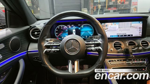 Mercedes-Benz E-Class E220d 4MATIC AMG Line