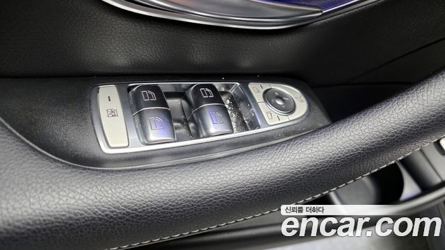 Mercedes-Benz E-Class E220d 4MATIC AMG Line
