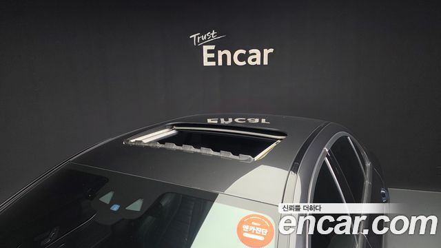 Mercedes-Benz E-Class E220d 4MATIC AMG Line