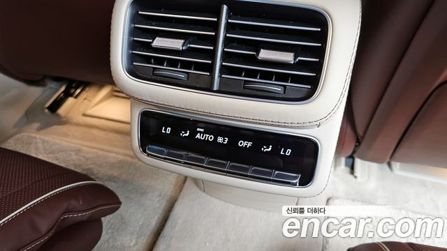 Mercedes-Benz GLS-Class Maybach GLS600 4MATIC Manufakur