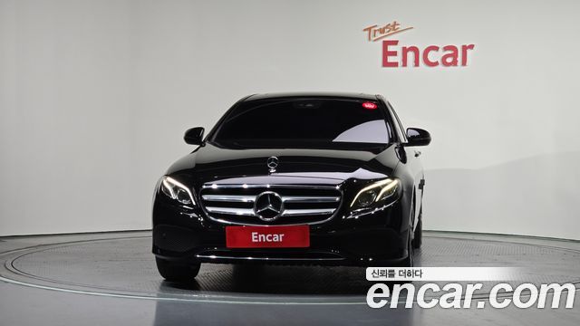 Mercedes-Benz E-Class E220d Avantgarde