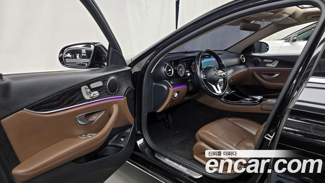 Mercedes-Benz E-Class E220d Avantgarde