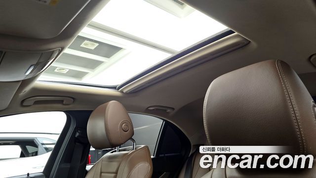 Mercedes-Benz E-Class E220d Avantgarde