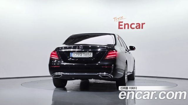 Mercedes-Benz E-Class E220d 4MATIC Exclusive