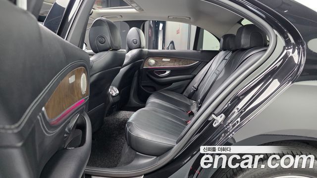 Mercedes-Benz E-Class E220d 4MATIC Exclusive