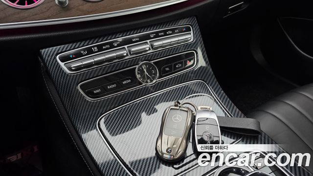 Mercedes-Benz E-Class E220d 4MATIC Exclusive