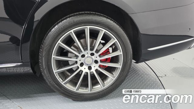 Mercedes-Benz E-Class E220d 4MATIC Exclusive
