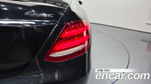 Mercedes-Benz E-Class E220d 4MATIC Exclusive