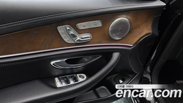 Mercedes-Benz E-Class E220d 4MATIC Exclusive