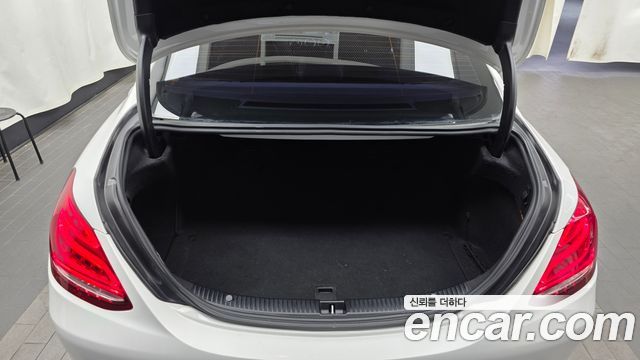Mercedes-Benz C-Class C220 d Avantgarde