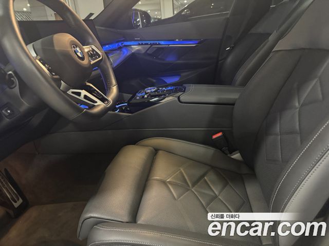 BMW 5-Series 530i xDrive M Sport