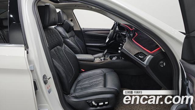 BMW 5-Series 520d Luxury Plus