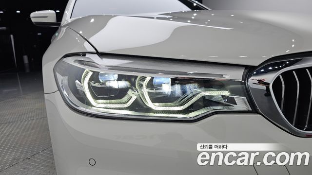 BMW 5-Series 520d Luxury Plus