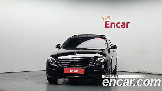 Mercedes-Benz E-Class E400 4MATIC Exclusive