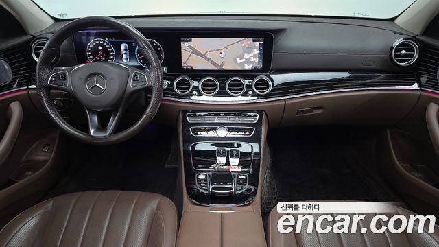 Mercedes-Benz E-Class E400 4MATIC Exclusive
