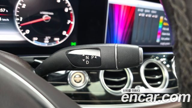 Mercedes-Benz E-Class E400 4MATIC Exclusive