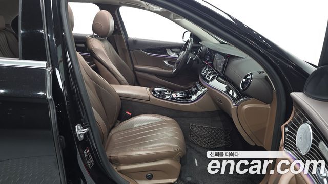Mercedes-Benz E-Class E400 4MATIC Exclusive
