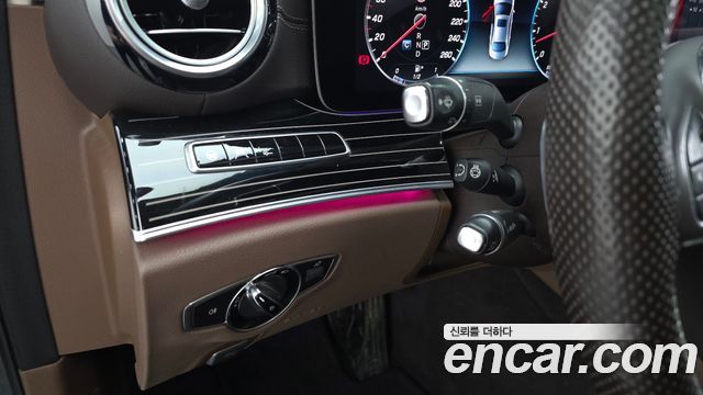 Mercedes-Benz E-Class E400 4MATIC Exclusive