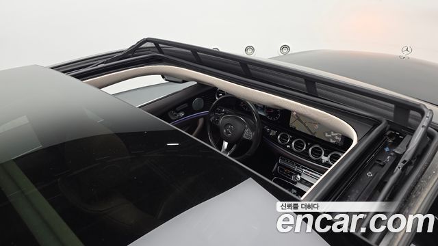 Mercedes-Benz E-Class E400 4MATIC Exclusive