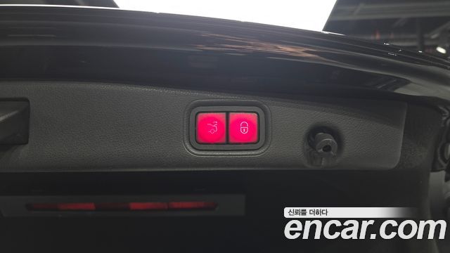 Mercedes-Benz E-Class E400 4MATIC Exclusive