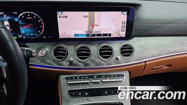 Mercedes-Benz E-Class E350 4MATIC AMG Line