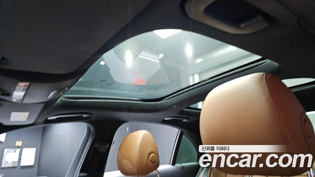 Mercedes-Benz E-Class E350 4MATIC AMG Line