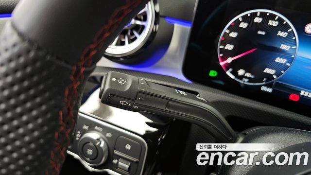 Mercedes-Benz CLA-Class CLA250 4MATIC