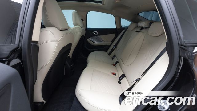 BMW 2-Series 220 M Sport Design