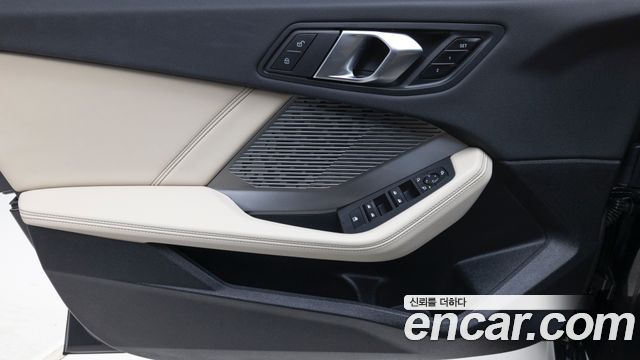 BMW 2-Series 220 M Sport Design