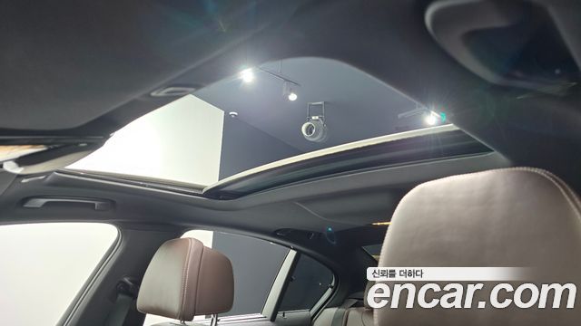 BMW 5-Series 530i M Sport Package