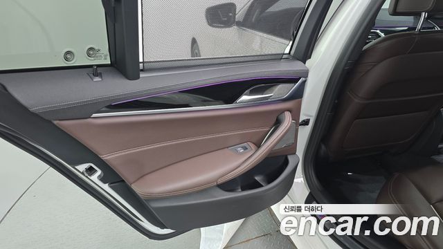 BMW 5-Series 530i M Sport Package