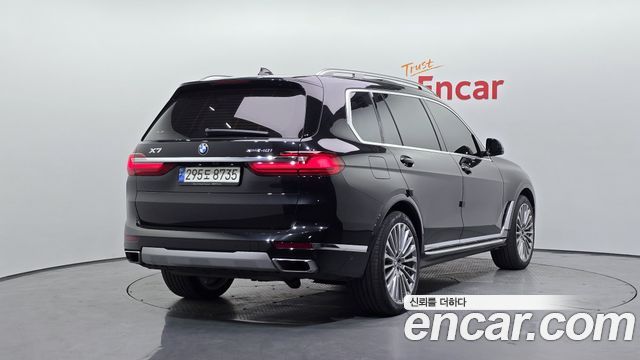 BMW X7 xDrive 40i Design Pure Excellence 7-Seater