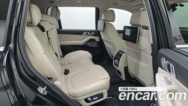 BMW X7 xDrive 40i Design Pure Excellence 7-Seater