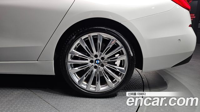 BMW Gran Turismo 640i xDrive Luxury