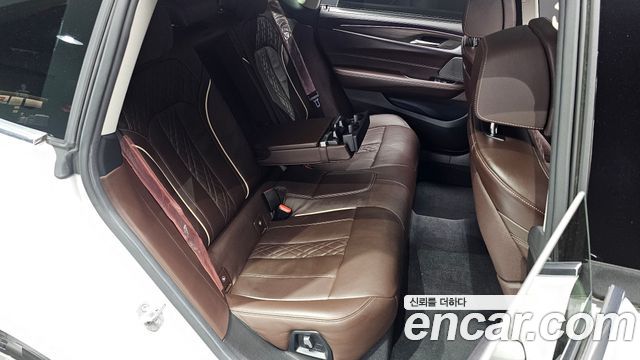 BMW Gran Turismo 640i xDrive Luxury