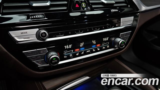 BMW Gran Turismo 640i xDrive Luxury