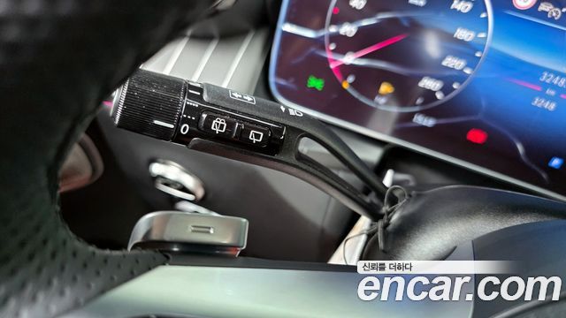 Mercedes-Benz GLC-Class GLC300 4MATIC AMG Line
