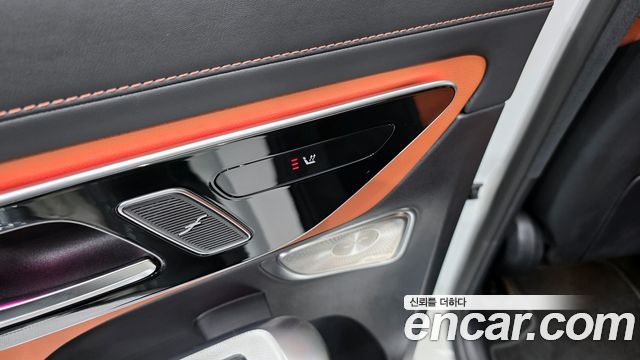 Mercedes-Benz GLC-Class GLC300 4MATIC AMG Line
