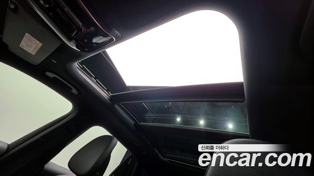 Mercedes-Benz GLC-Class GLC300 4MATIC AMG Line