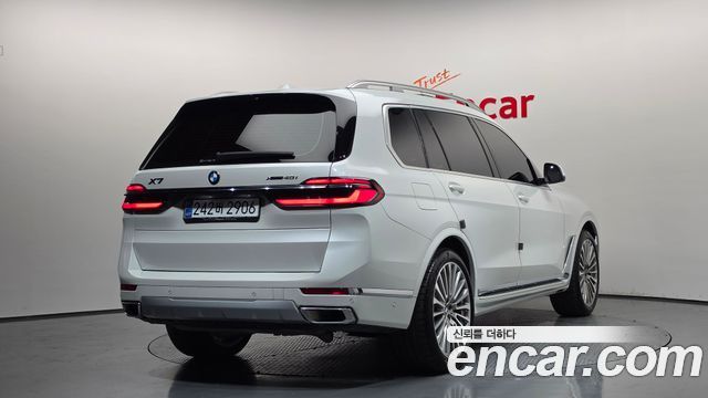 BMW X7 xDrive 40i Design Pure Excellence 6-Seater