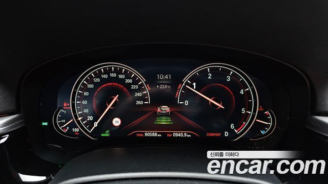 BMW 5-Series 520d xDrive M Sport Package