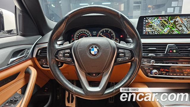 BMW 5-Series 520d xDrive M Sport Package