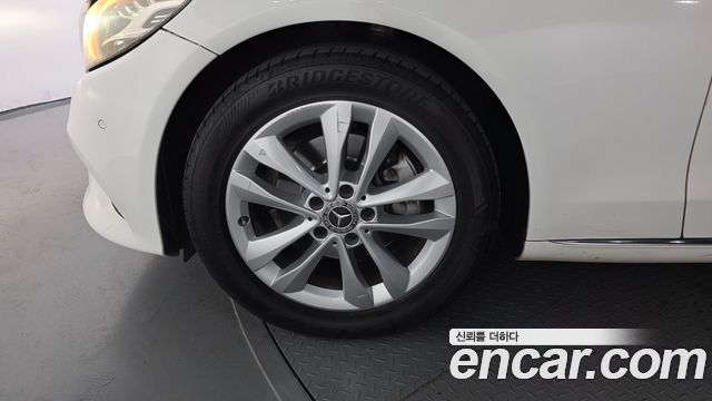Mercedes-Benz C-Class C220 d Avantgarde