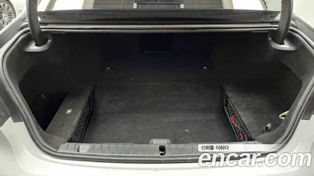 BMW 7-Series 745e iPerformance Design Pure Excellence