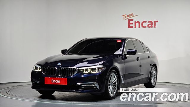 BMW 5-Series 520i Luxury