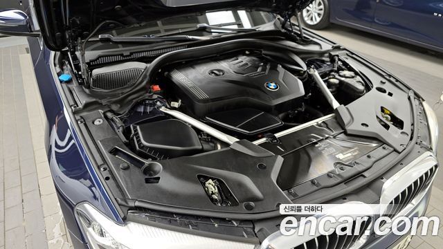 BMW 5-Series 520i Luxury